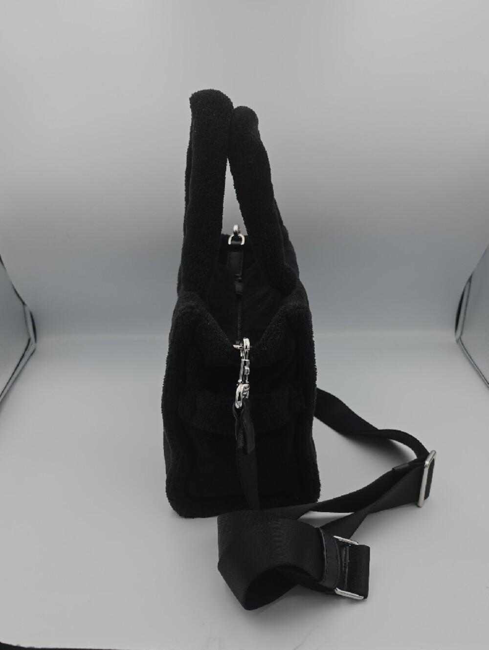 Marc Jacobs Black/White Sherpa Terry Cloth "The Tote Bag" Small Tote (EUC)🖤🤍🖤 - Picture 6 of 11